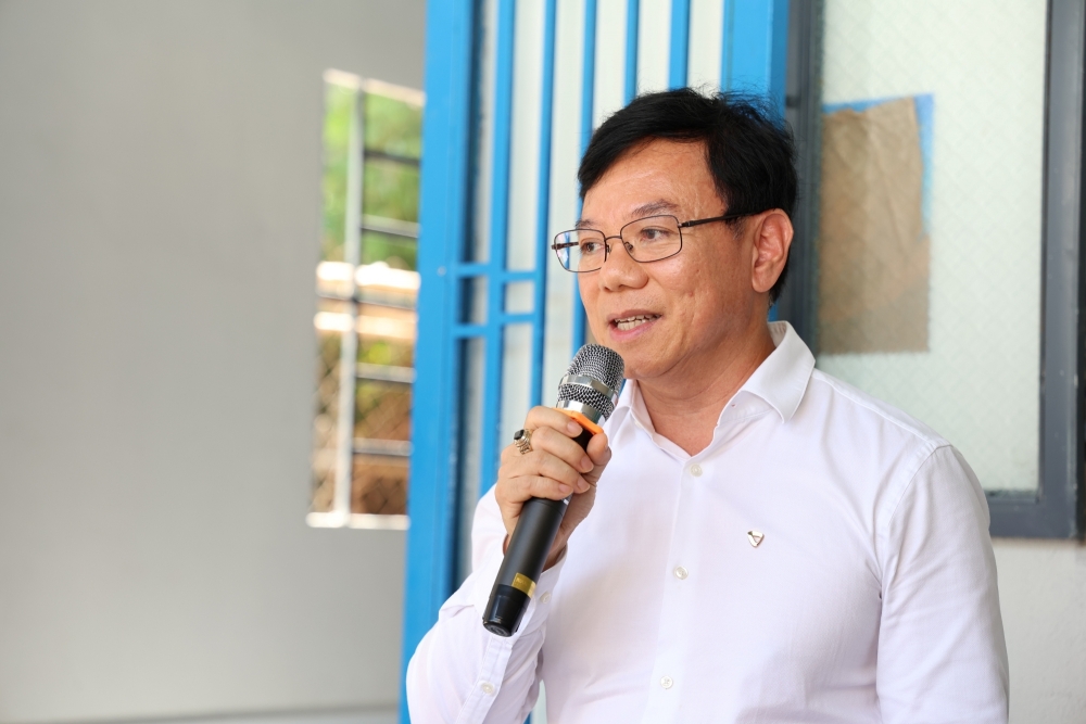 Vietcombank trao 6 nhà tình nghĩa cho cựu chiến binh TP. Hồ Chí Minh Vietcombank trao 6 nhà tình nghĩa cho cựu chiến binh TP. Hồ Chí Minh
