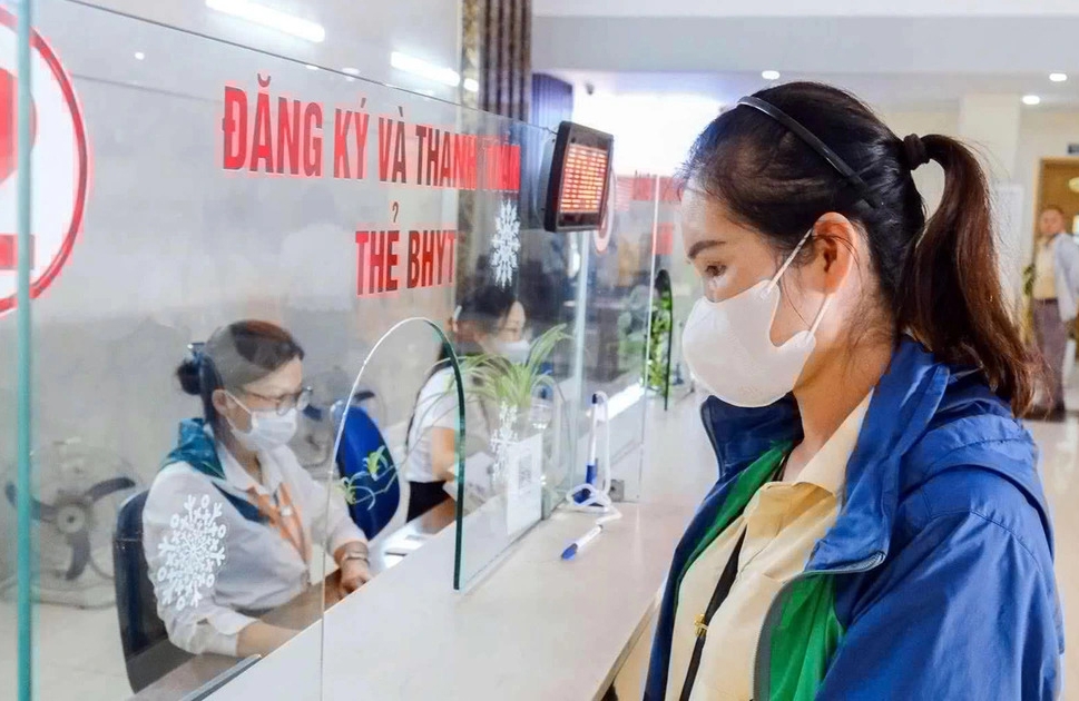 Lấy người dân làm trung tâm trong hoàn thiện chính sách bảo hiểm y tế
