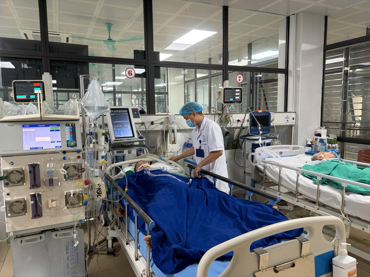 Ninh Bình nỗ lực mở rộng bao phủ bảo hiểm y tế vì sức khỏe người dân