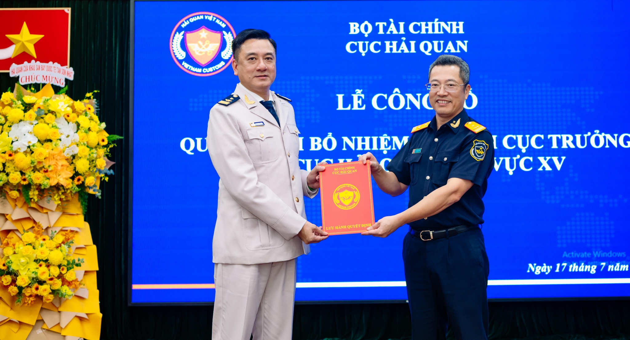 Chi cục Hải quan khu vực XV kiện toàn lãnh đạo, bổ nhiệm 2 Phó Chi cục trưởng