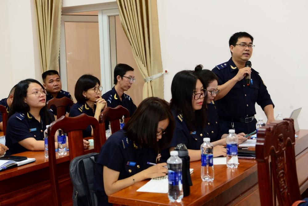 Hải quan khu vực XVII bồi dưỡng kỹ năng báo chí truyền thông cho công chức