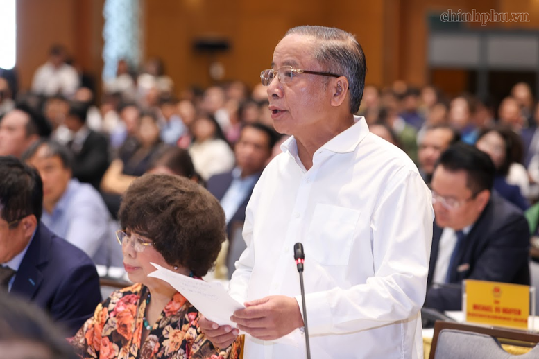 Tháo gỡ điểm nghẽn để doanh nghiệp bứt tốc, hiện thực hóa mục tiêu tăng trưởng 2 con số Tháo gỡ điểm nghẽn để doanh nghiệp bứt tốc, hiện thực hóa mục tiêu tăng trưởng 2 con số