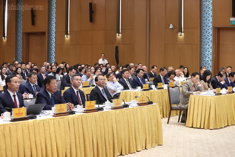 Thủ tướng: Mọi kiến nghị của doanh nghiệp phải được xử lý đến cùng Thủ tướng: Mọi kiến nghị của doanh nghiệp phải được xử lý đến cùng