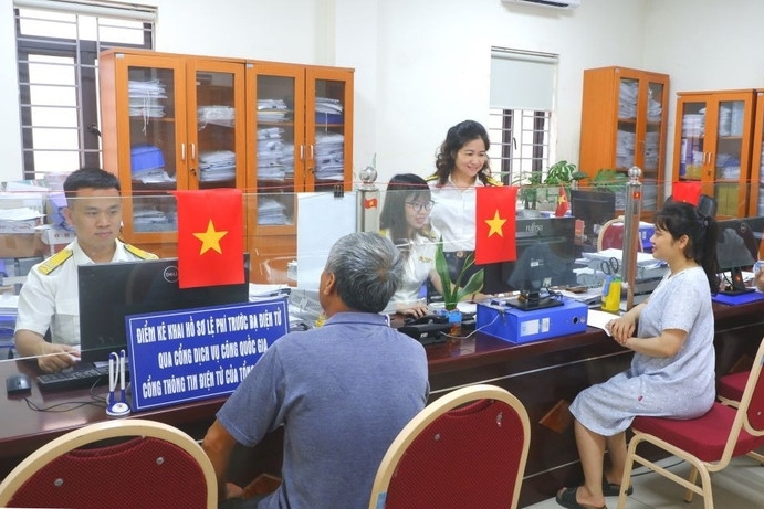 Chính phủ đẩy nhanh hoàn thiện thể chế, vận hành hiệu quả mô hình chính quyền địa phương 2 cấp