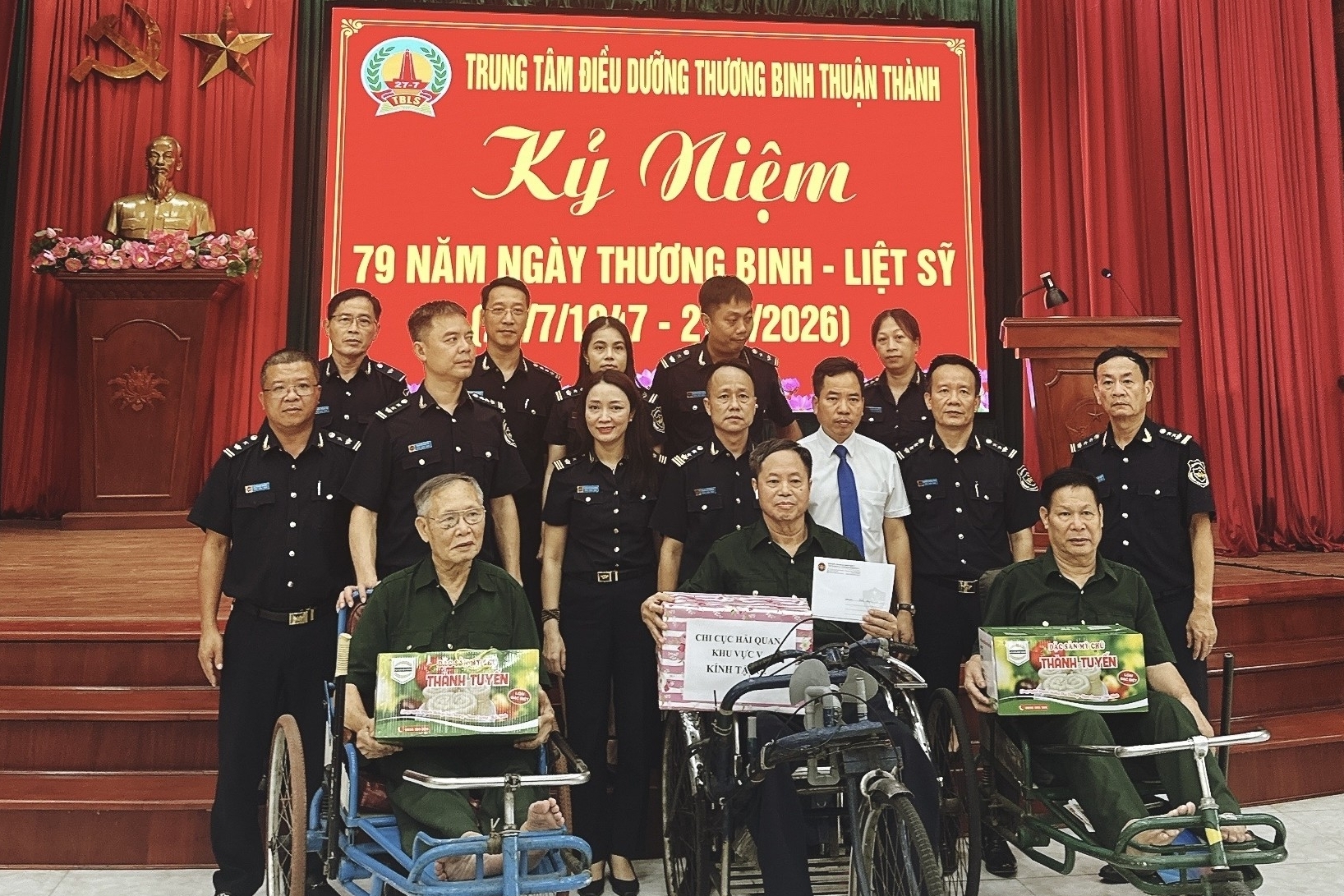 Hải quan khu vực V tổ chức nhiều hoạt động tri ân dịp 27/7