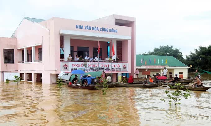 Bộ Tài chính: Có thể chuyển đổi trụ sở dôi dư thành nhà văn hóa kết hợp tránh, trú bão lũ tránh lũ