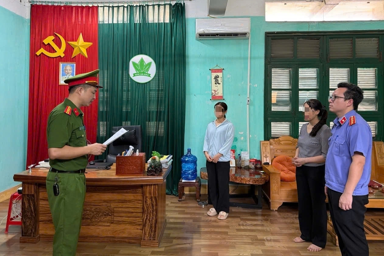 Khởi tố, bắt giam giám đốc về tội sản xuất phân bón giả