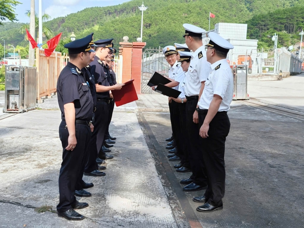 Quang cảnh buổi hội đàm.