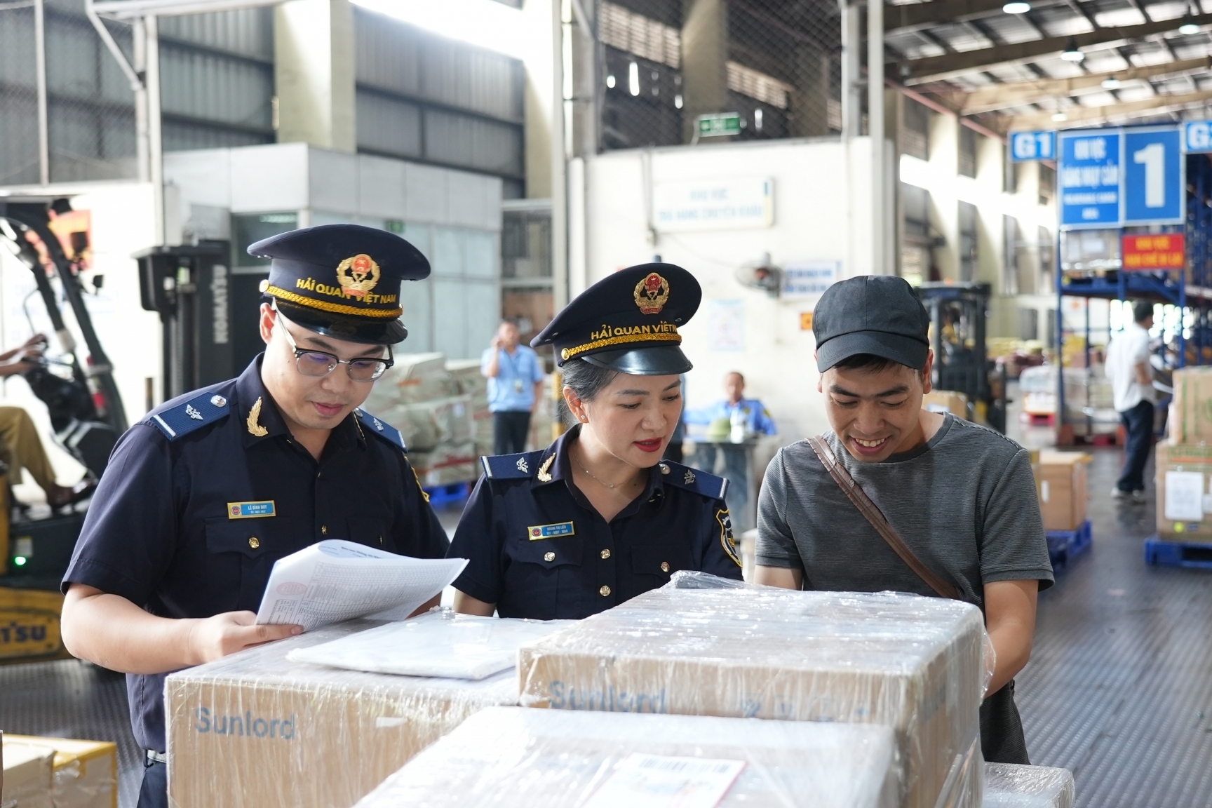 Hàng nhập khẩu tại chỗ và những điểm cần lưu ý