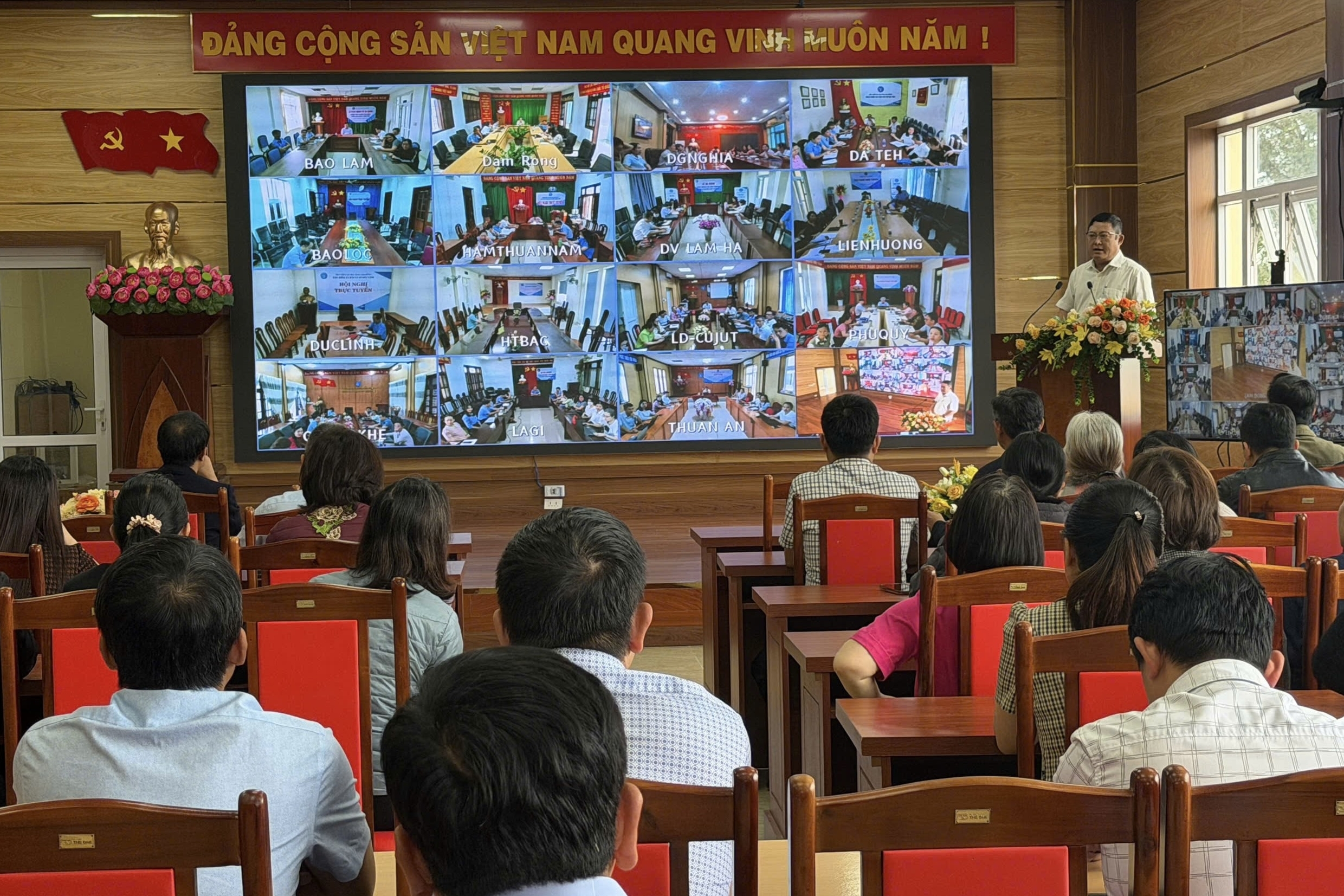 Bảo hiểm xã hội tỉnh Lâm Đồng: Tập huấn ứng dụng AI vào hoạt động nghiệp vụ