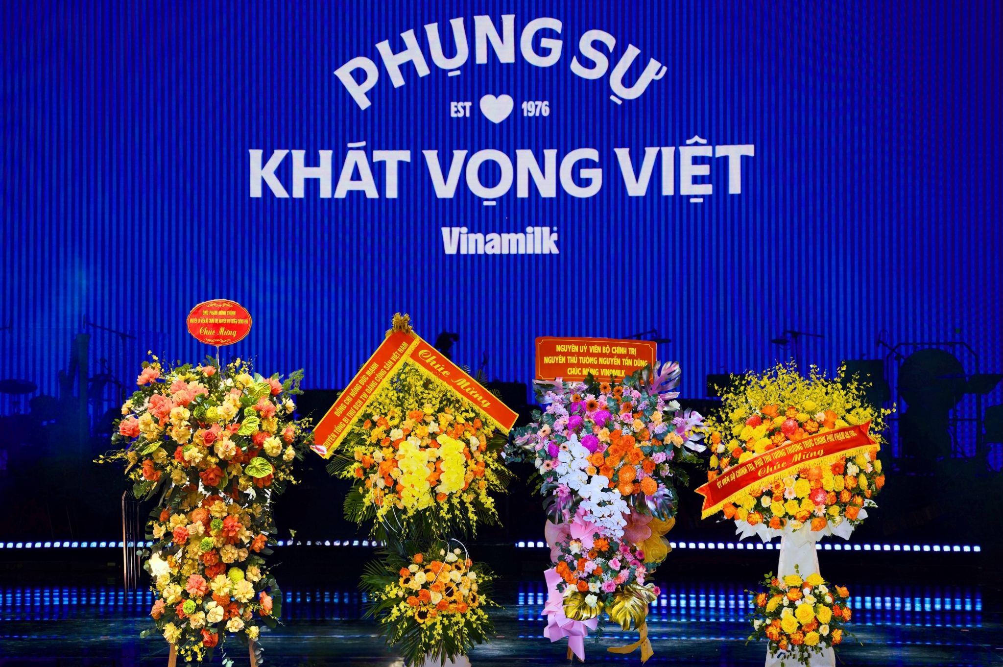 Vinamilk kỷ niệm 50 năm 50 năm không ngừng nâng chuẩn: Cách Vinamilk xây dựng thương hiệu tỷ USD