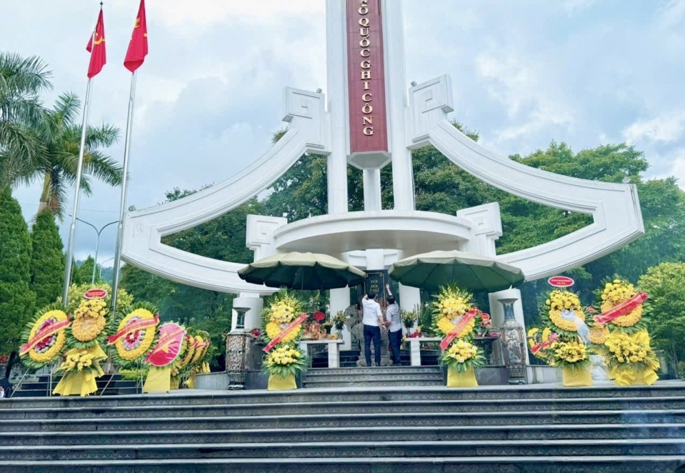Hành trình về nguồn Vị Xuyên: Khắc ghi đạo lý tri ân, uống nước nhớ nguồn