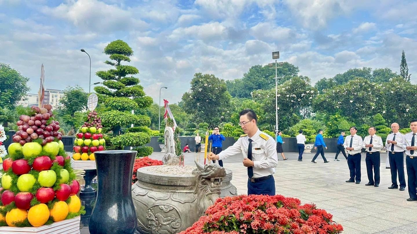 Thuế TP. Hồ Chí Minh tổ chức các hoạt động tri ân nhân Ngày Thương binh - Liệt sĩ