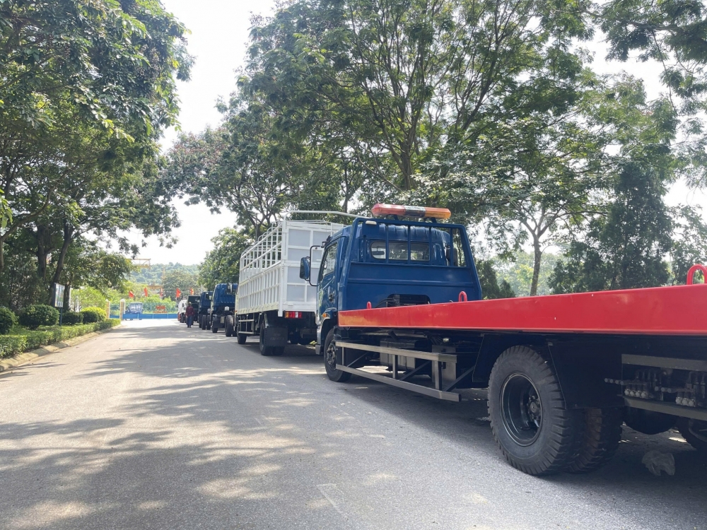 Hoàn thiện xe bàn giao khách hàng. Hoàn thiện xe bàn giao khách hàng.