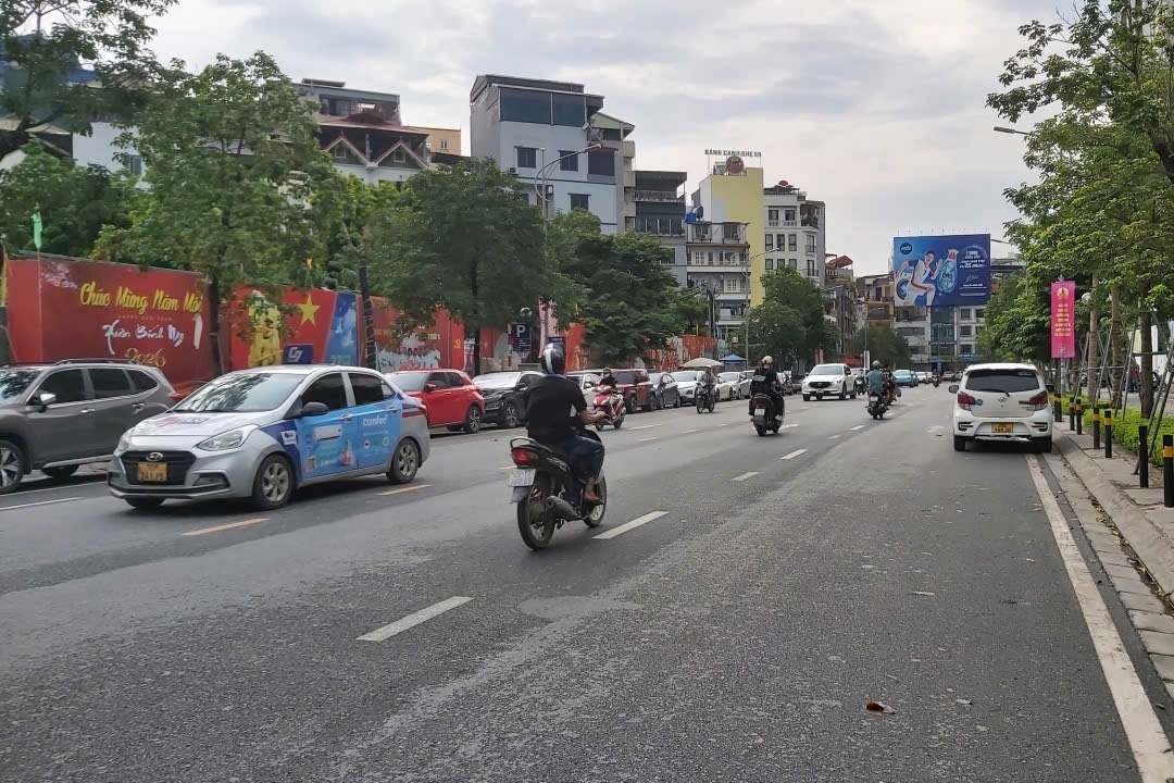Hà Nội khơi thông động lực tăng trưởng, quyết tâm hoàn thành mục tiêu GRDP 11% năm 2026