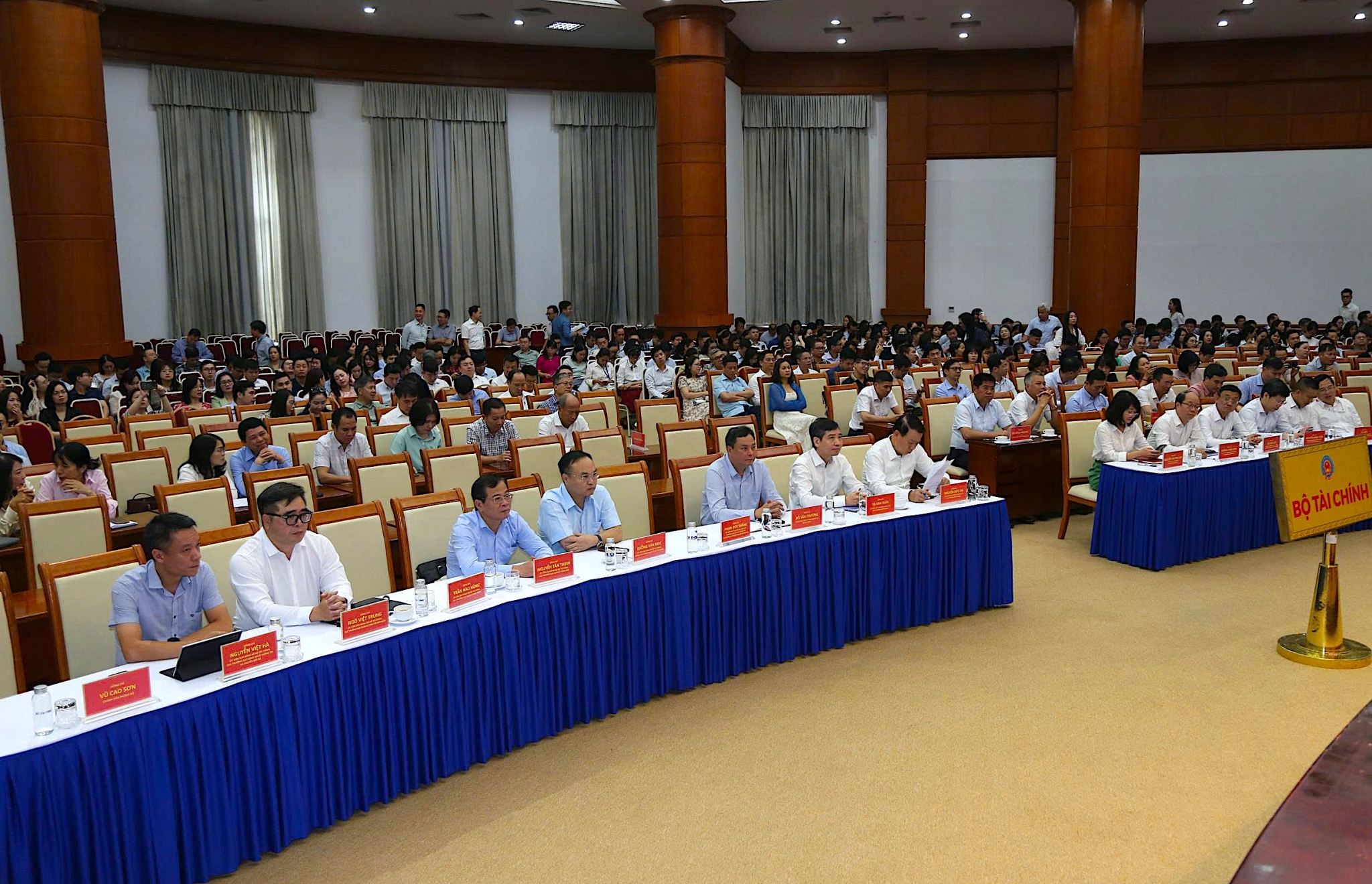 Gần 43.500 đảng viên Đảng bộ Bộ Tài chính tham dự học tập Nghị quyết Trung ương 3, khóa XIV