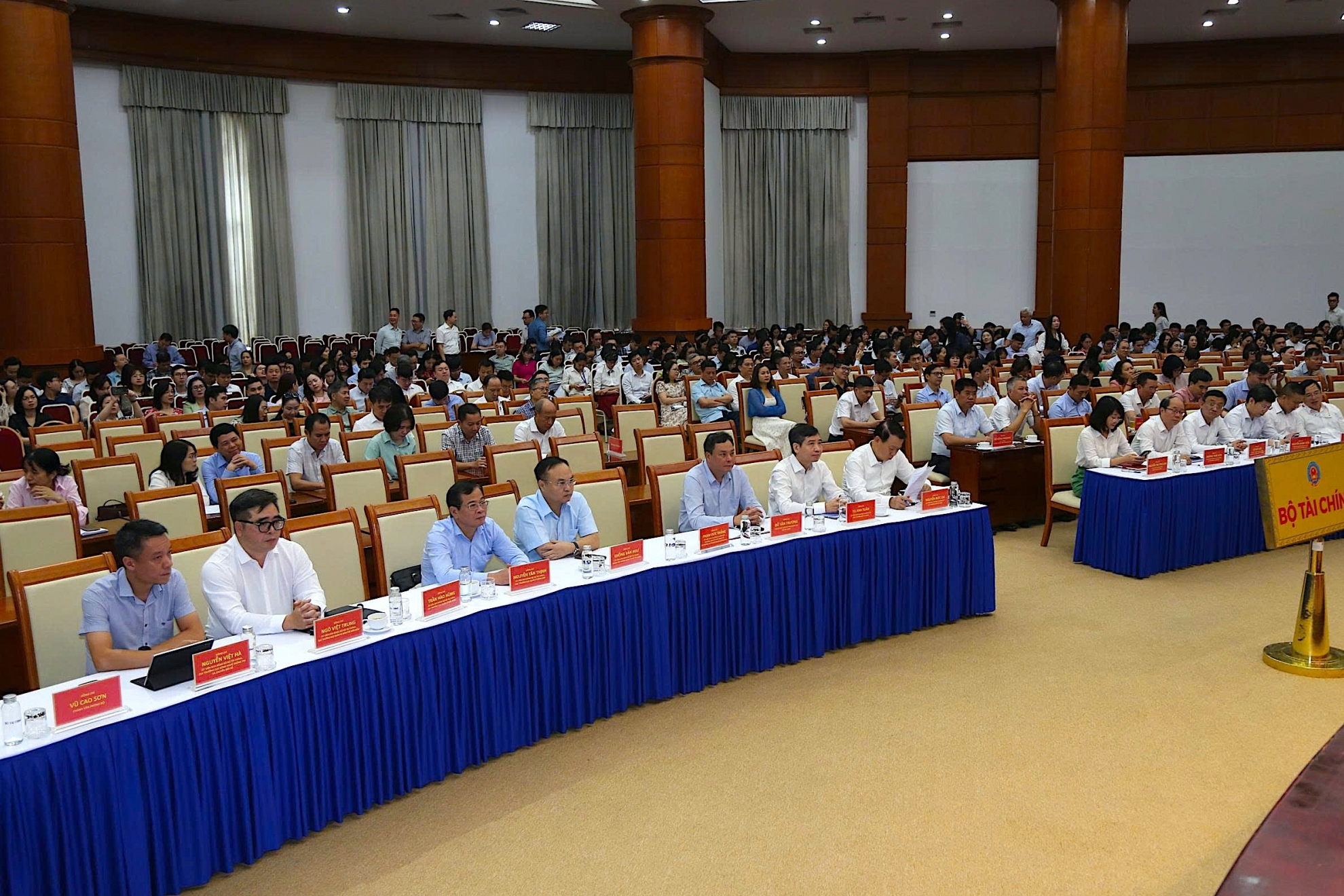 Gần 43.500 đảng viên Đảng bộ Bộ Tài chính tham dự học tập Nghị quyết Trung ương 3, khóa XIV