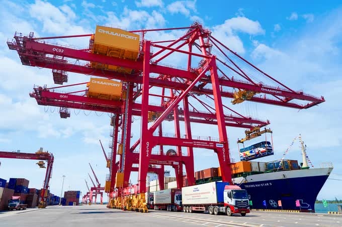 xuất khẩu tiếp tục nổi lên như một trong những động lực quan trọng thúc đẩy tăng trưởng kinh tế