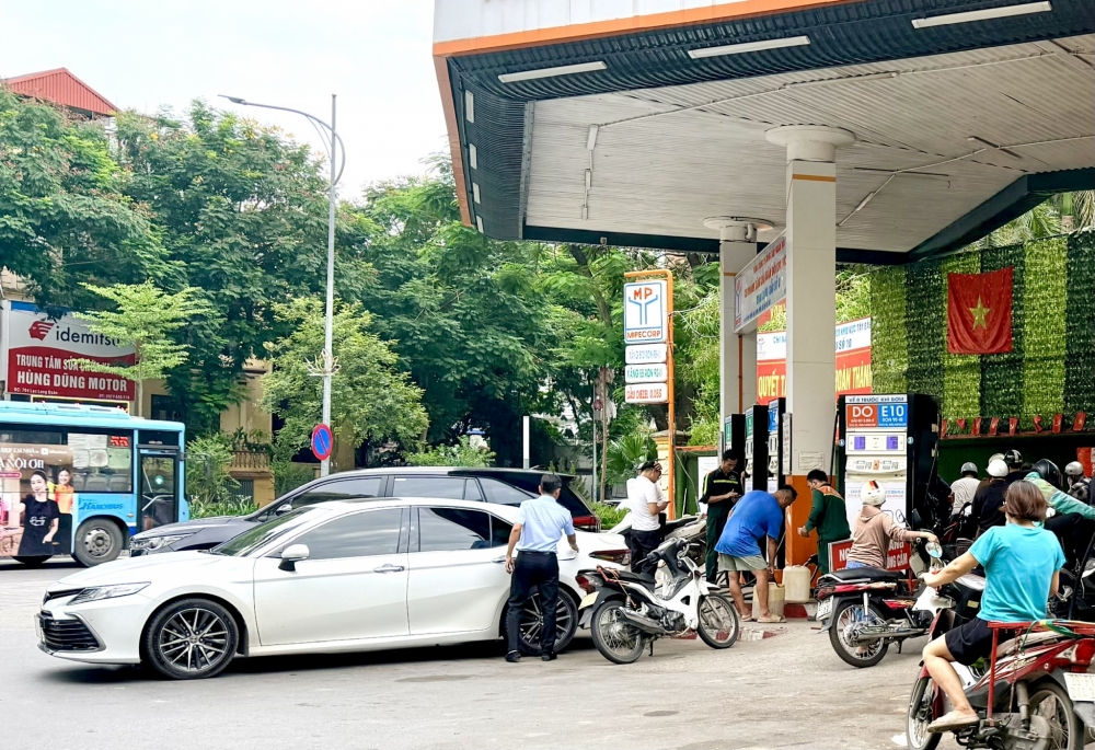 Điều hành linh hoạt giá xăng dầu trước biến động của thị trường thế giới