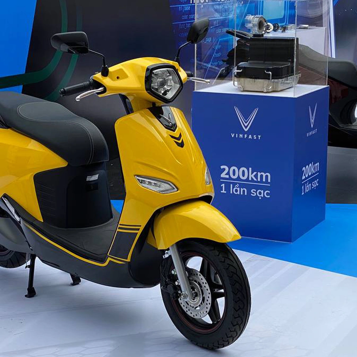 Xe máy điện Việt Nam tăng 182%, vượt 657.000 chiếc Xe máy điện Việt Nam tăng 182%, vượt 657.000 chiếc