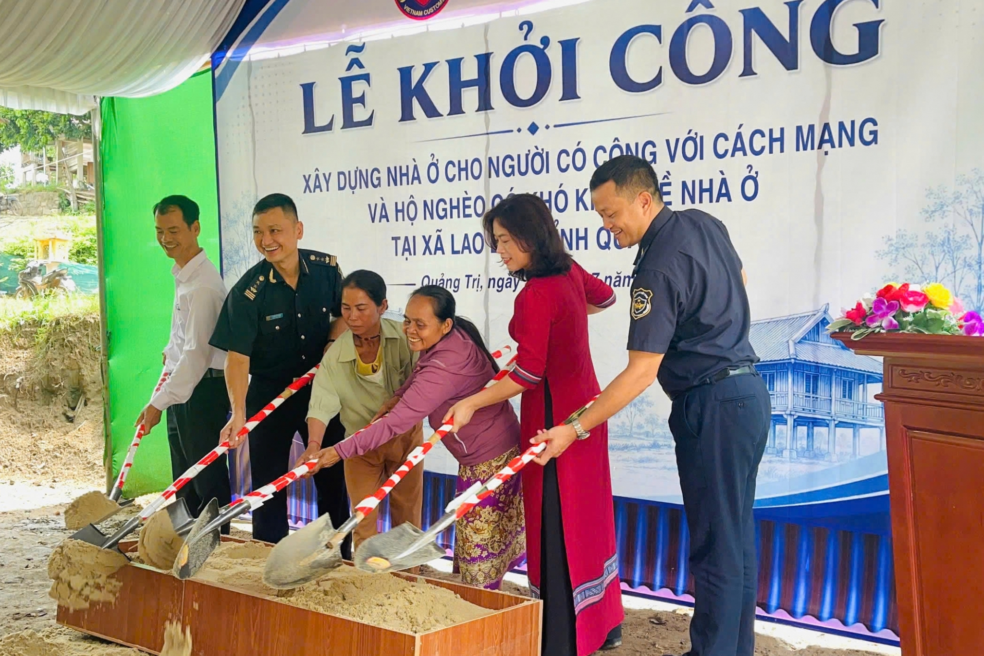 Hải quan khởi công xây dựng nhà tình nghĩa tại Quảng Trị