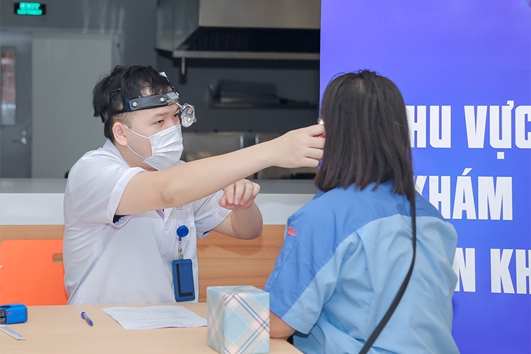 Theo quy định của Bộ Y tế, bệnh viện có trách nhiệm cấp lại giấy ra viện cho người lao động.