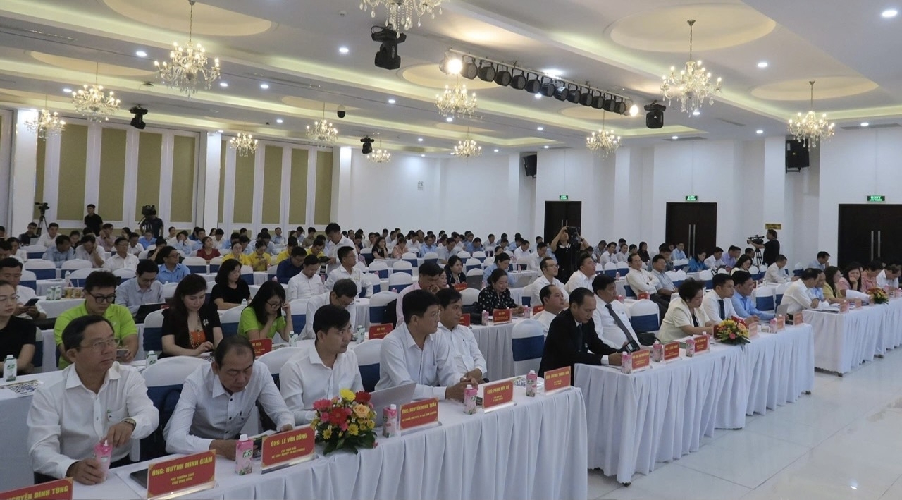 Khai mạc Hội nghị “Vĩnh Long - Chính sách tài chính thúc đẩy xuất khẩu nông sản bền vững”