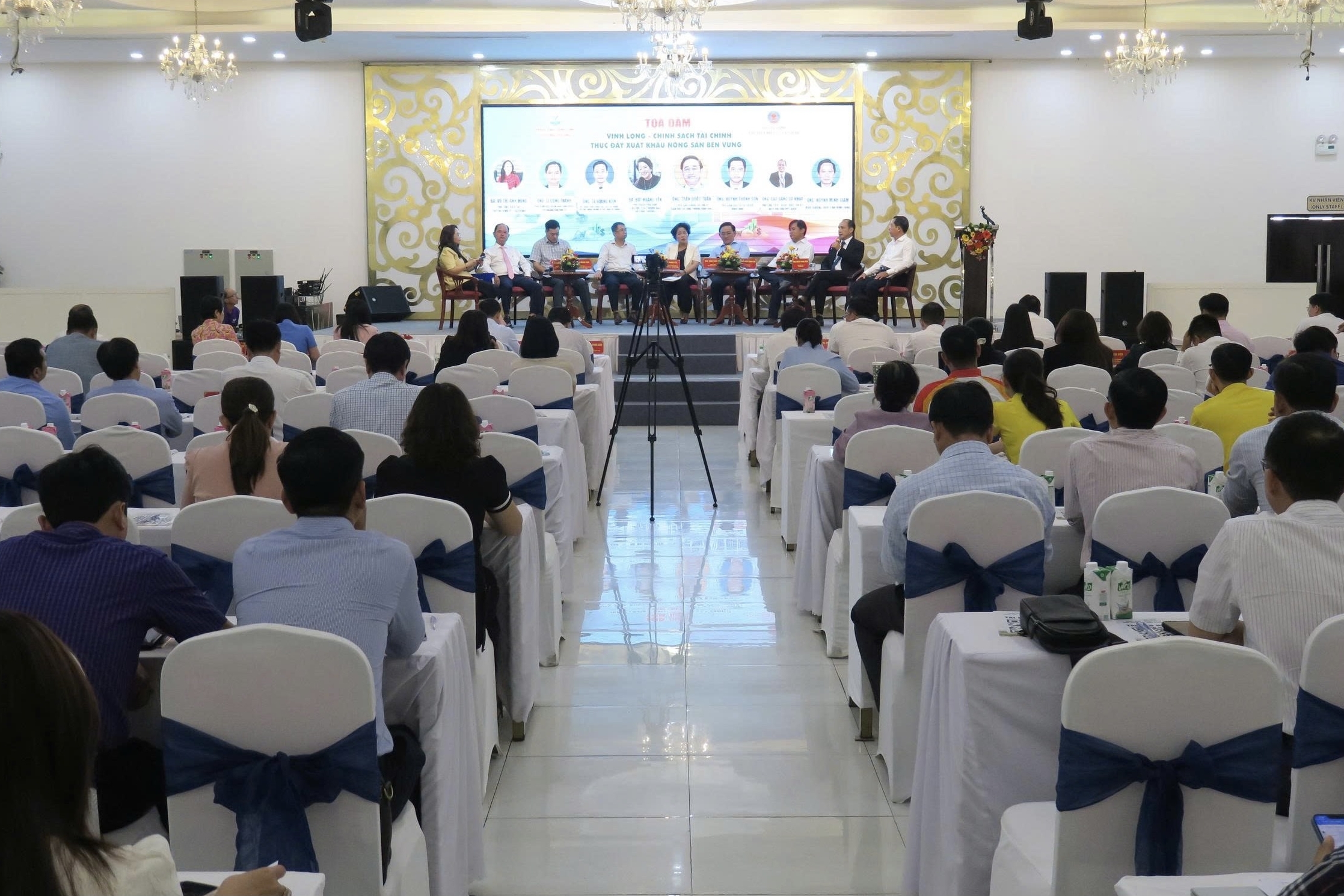 “Nóng” vấn đề tài chính cho sản xuất, xuất khẩu nông sản
