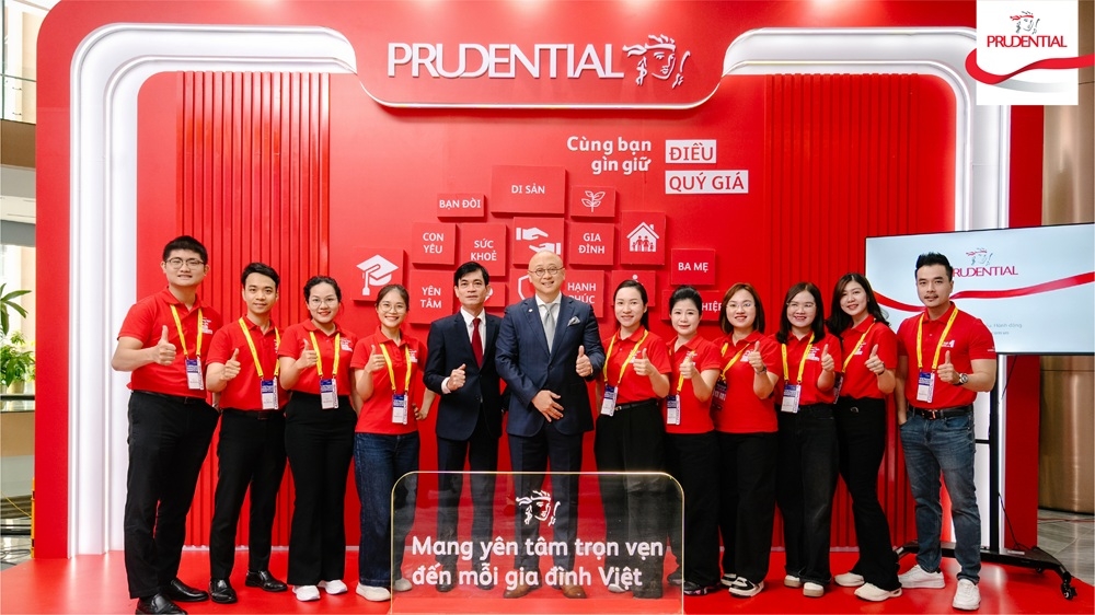 Trong kỷ nguyên AI, con người và niềm tin vẫn là trọng tâm của tương lai bảo hiểm