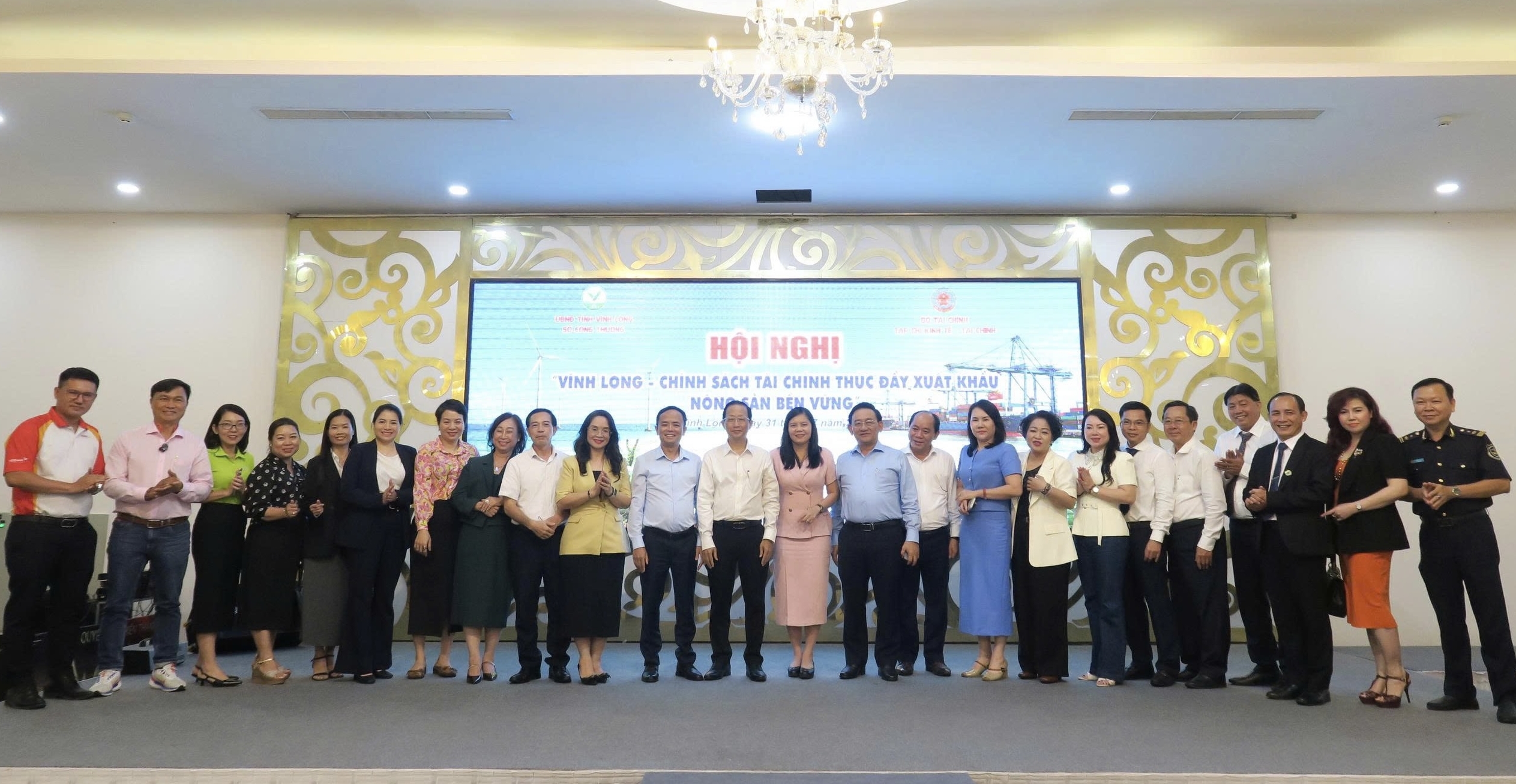 Lời cảm ơn của Ban Tổ chức Hội nghị "Vĩnh Long - Chính sách tài chính thúc đẩy xuất khẩu nông sản bền vững"