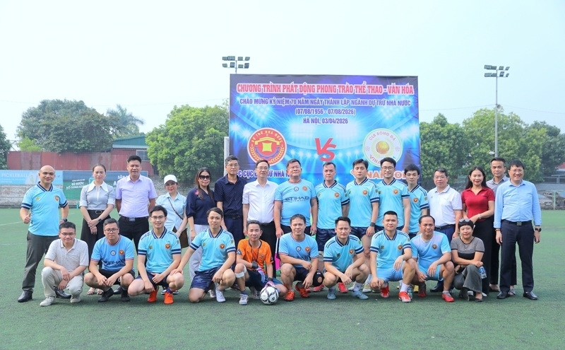Bài 1: Tô đậm truyền thống vẻ vang, xây dựng ngành Dự trữ Nhà nước phát triển vững mạnh Bài 1: Tô đậm truyền thống vẻ vang, xây dựng ngành Dự trữ Nhà nước phát triển vững mạnh