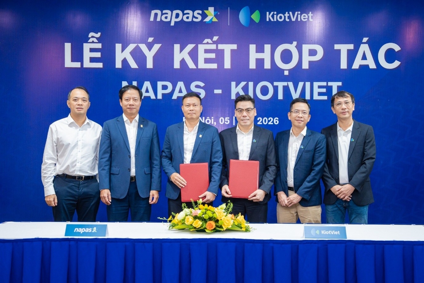 NAPAS và KiotViet hợp tác mở rộng hệ sinh thái thanh toán VietQR NAPAS và KiotViet hợp tác mở rộng hệ sinh thái thanh toán VietQR