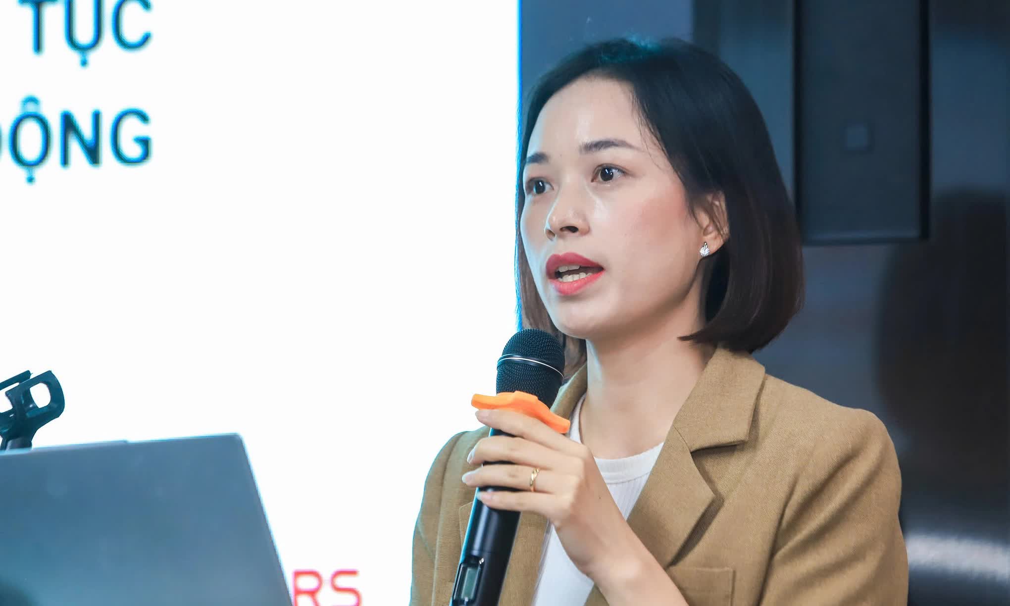Sửa Luật Kinh doanh bất động sản: Cần hoàn thiện quy định để bảo vệ quyền lợi các bên Sửa Luật Kinh doanh bất động sản: Cần hoàn thiện quy định để bảo vệ quyền lợi các bên