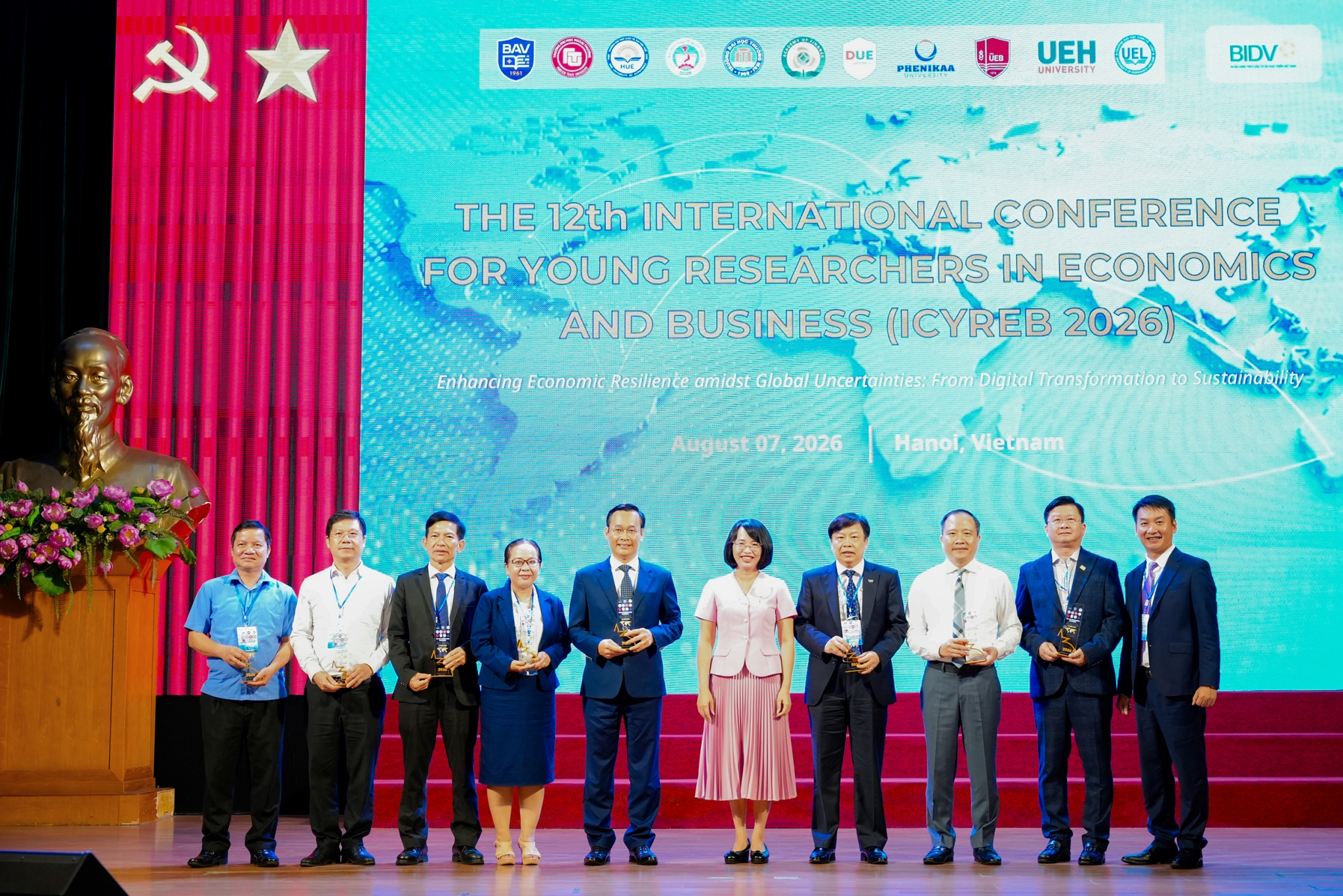 Kết nối tri thức trẻ trước những thách thức mới của nền kinh tế Kết nối tri thức trẻ trước những thách thức mới của nền kinh tế
