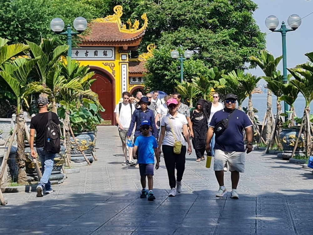 Việt Nam lọt top 4 điểm đến châu Á được du khách châu Âu tìm kiếm nhiều nhất hè 2026 Việt Nam lọt top 4 điểm đến châu Á được du khách châu Âu tìm kiếm nhiều nhất hè 2026