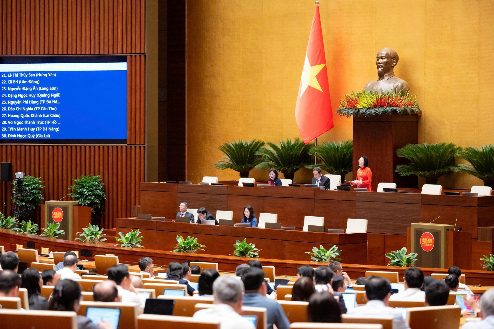 Đầu tư có mục tiêu, huy động nguồn lực phát triển xuất bản xuất bản