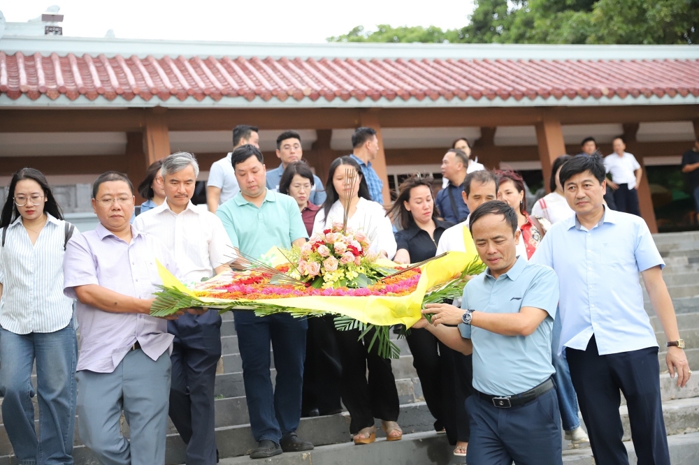 Tạp chí Kinh tế - Tài chính: Hành trình về với những địa chỉ đỏ, bồi đắp lòng biết ơn Tạp chí Kinh tế - Tài chính