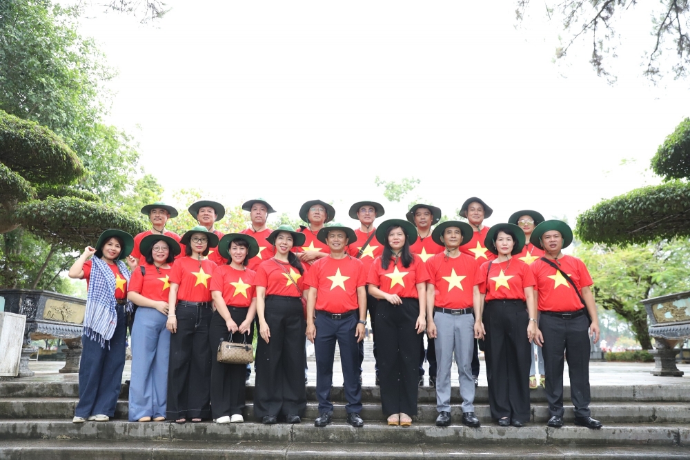 Tạp chí Kinh tế - Tài chính: Hành trình về với những địa chỉ đỏ, bồi đắp lòng biết ơn Tạp chí Kinh tế - Tài chính