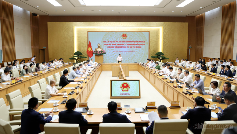 Mở dòng tín dụng, nâng sức hấp thụ vốn của nền kinh tế tín dụng