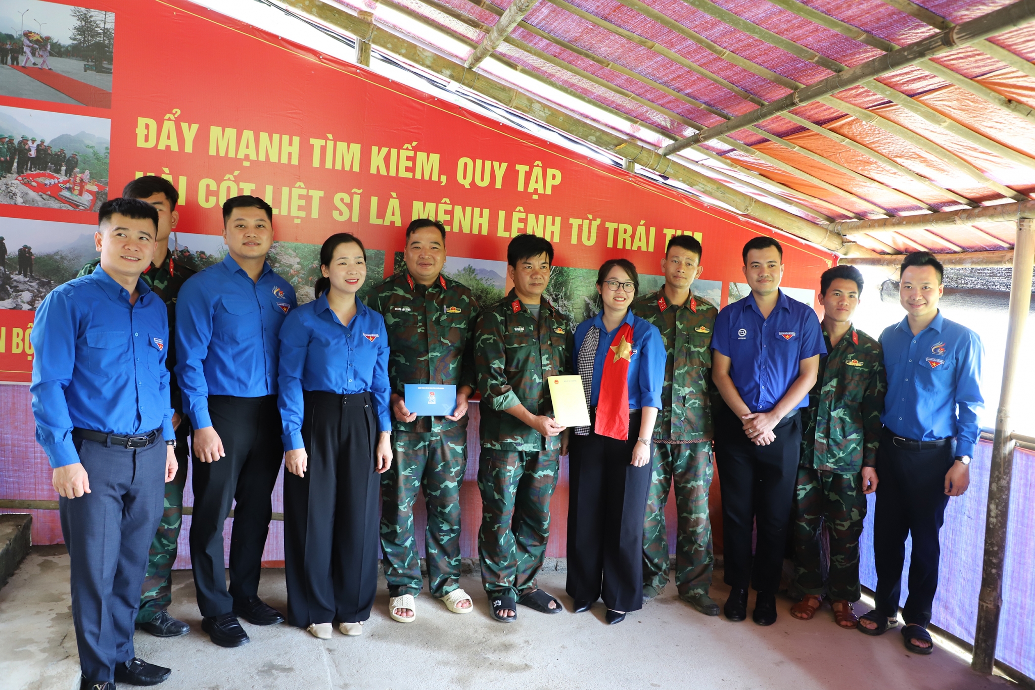 Tuổi trẻ Bộ Tài chính sôi nổi “mùa hè xanh”, hướng về biên giới Tuyên Quang Tuổi trẻ Bộ Tài chính sôi nổi “mùa hè xanh”, hướng về biên giới Tuyên Quang