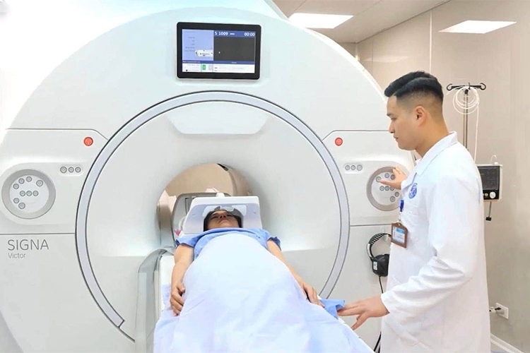 Người lao động mắc ung thư có được nghỉ hưu sớm hoặc rút bảo hiểm xã hội một lần?