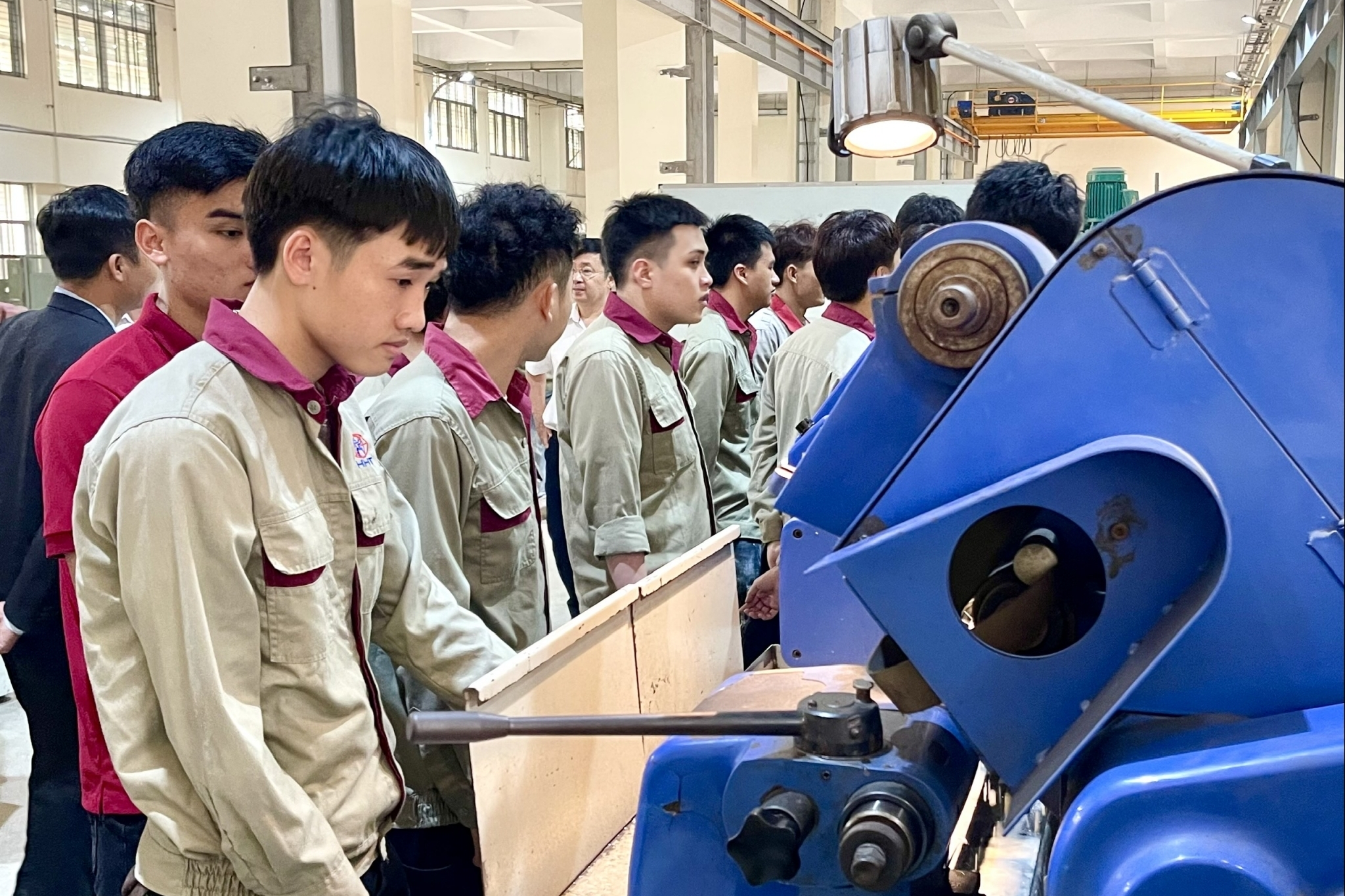 Việc làm thanh niên trước những thay đổi mới của thị trường lao động