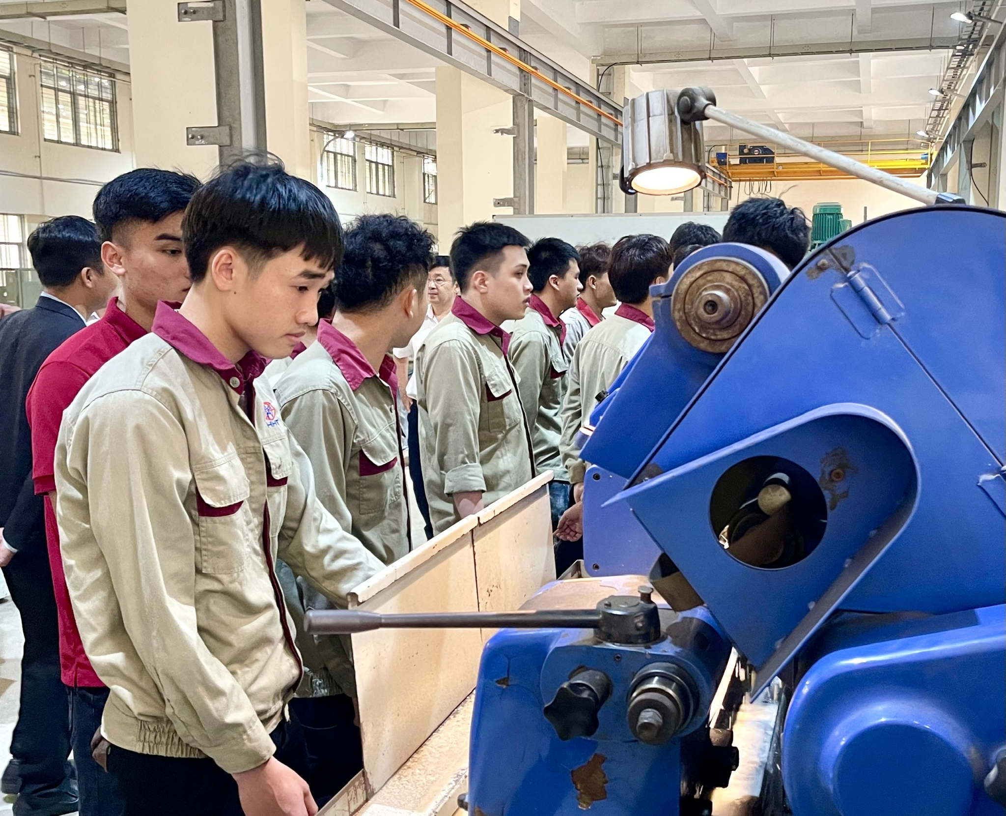 Thị trường lao động Việt Nam duy trì ổn định, song người trẻ vẫn cần được hỗ trợ nâng cao kỹ năng và tiếp cận việc làm phù hợp trước những thay đổi của thị trường.