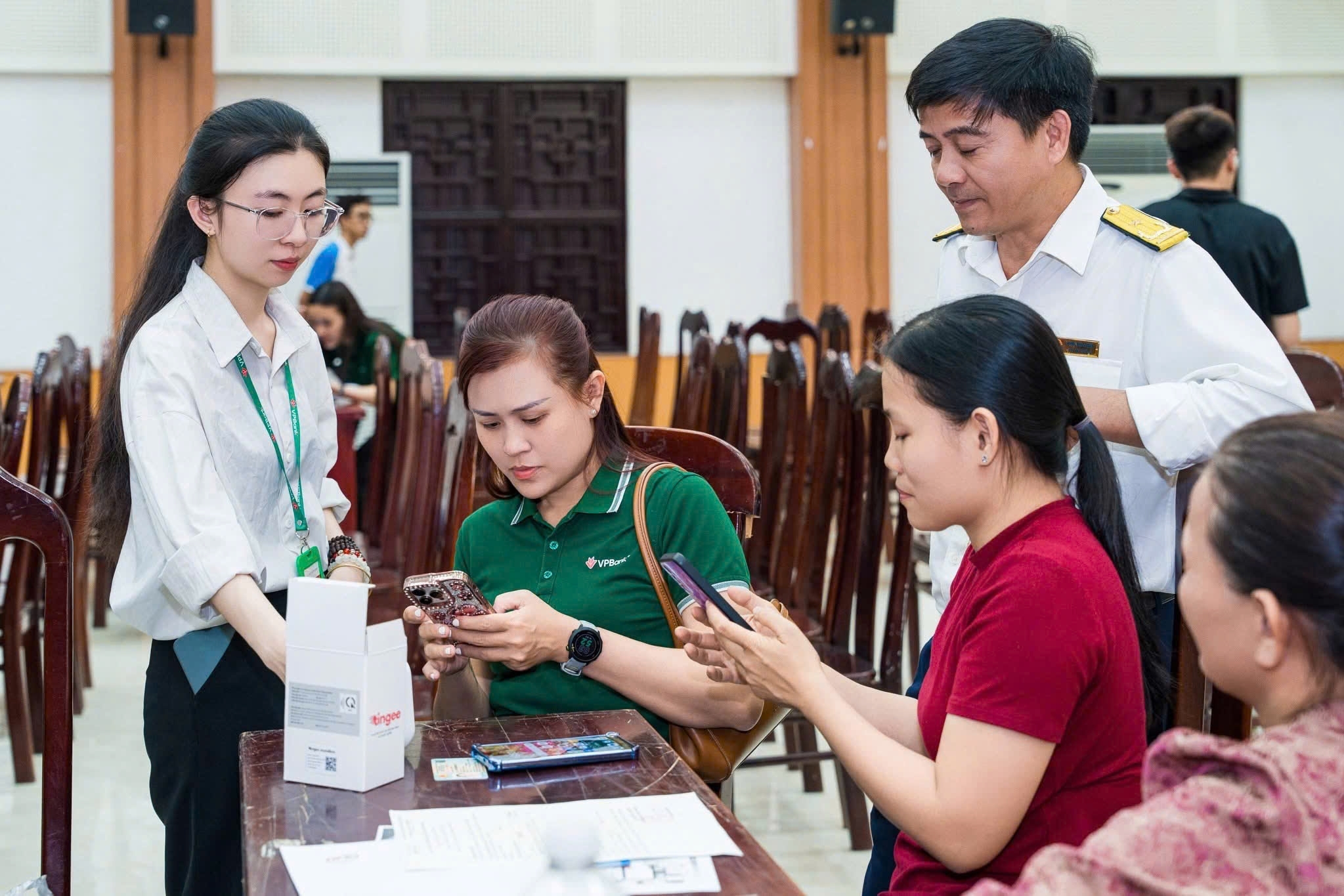 Đề xuất giảm 30% thuế: Tiếp sức để hộ kinh doanh, doanh nghiệp nhỏ lớn lên