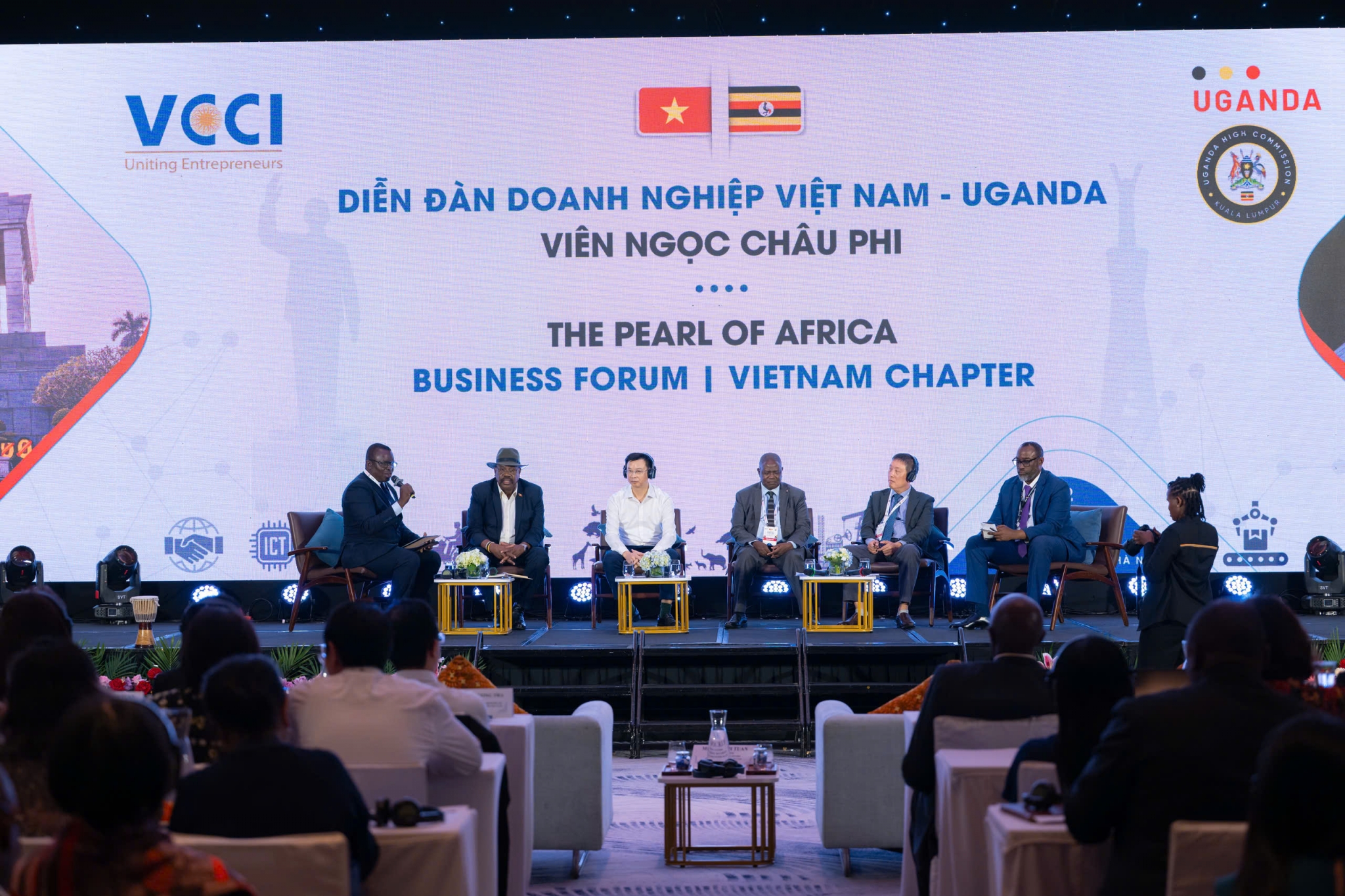 Vinachem đẩy mạnh kết nối với Uganda, mở rộng hợp tác tại thị trường Đông Phi Vinachem đẩy mạnh kết nối với Uganda, mở rộng hợp tác tại thị trường Đông Phi