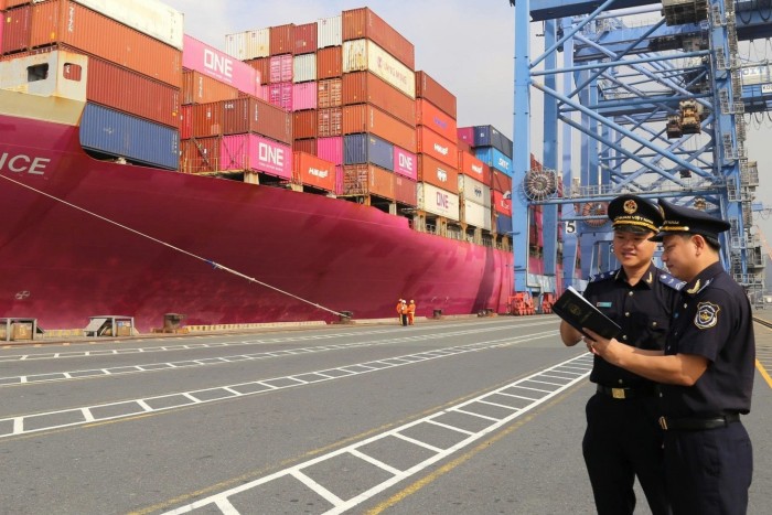 TP. Hồ Chí Minh: Tạo động lực mới để gia tăng xuất nhập khẩu và logistics