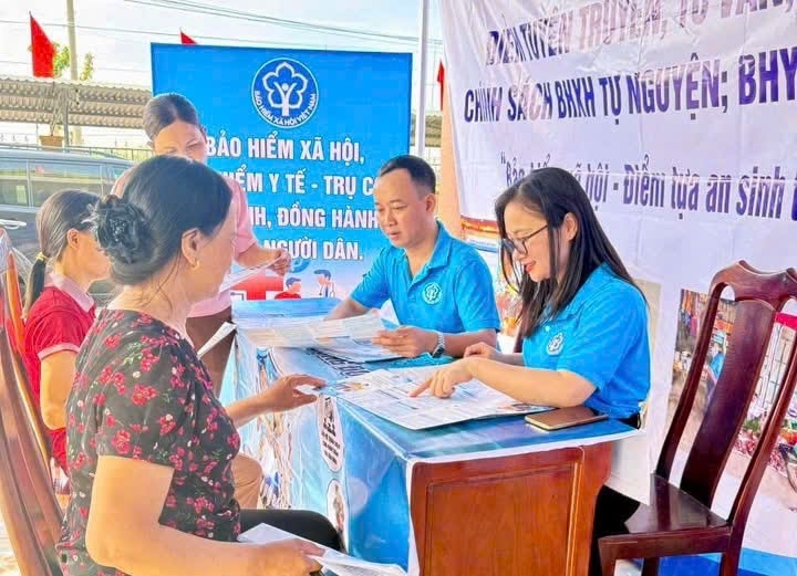 Người lao động không có sổ bảo hiểm xã hội giấy, công ty thực hiện thủ tục nào?