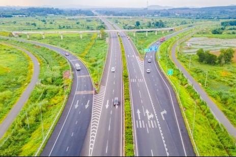 Tăng tốc từng km cao tốc, mở đường cho tăng trưởng 2 con số