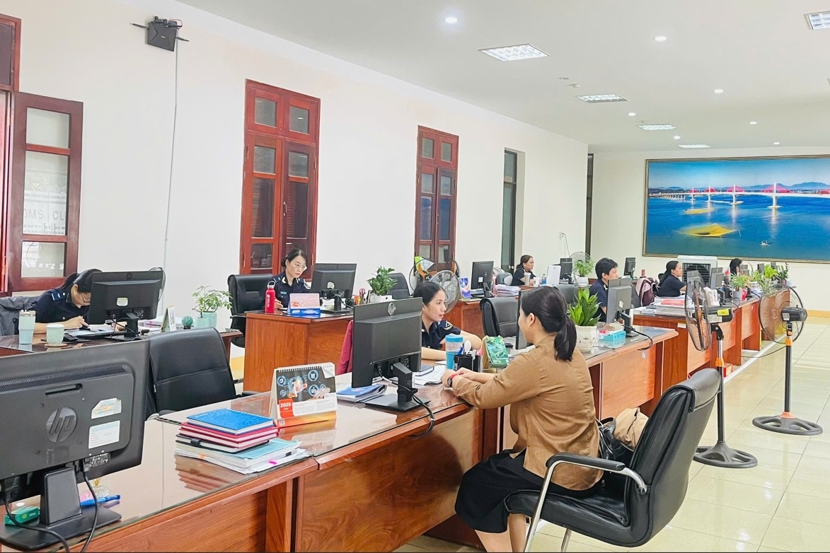 Chi cục Hải quan khu vực XII: Công khai danh tính 67 doanh nghiệp nợ thuế
