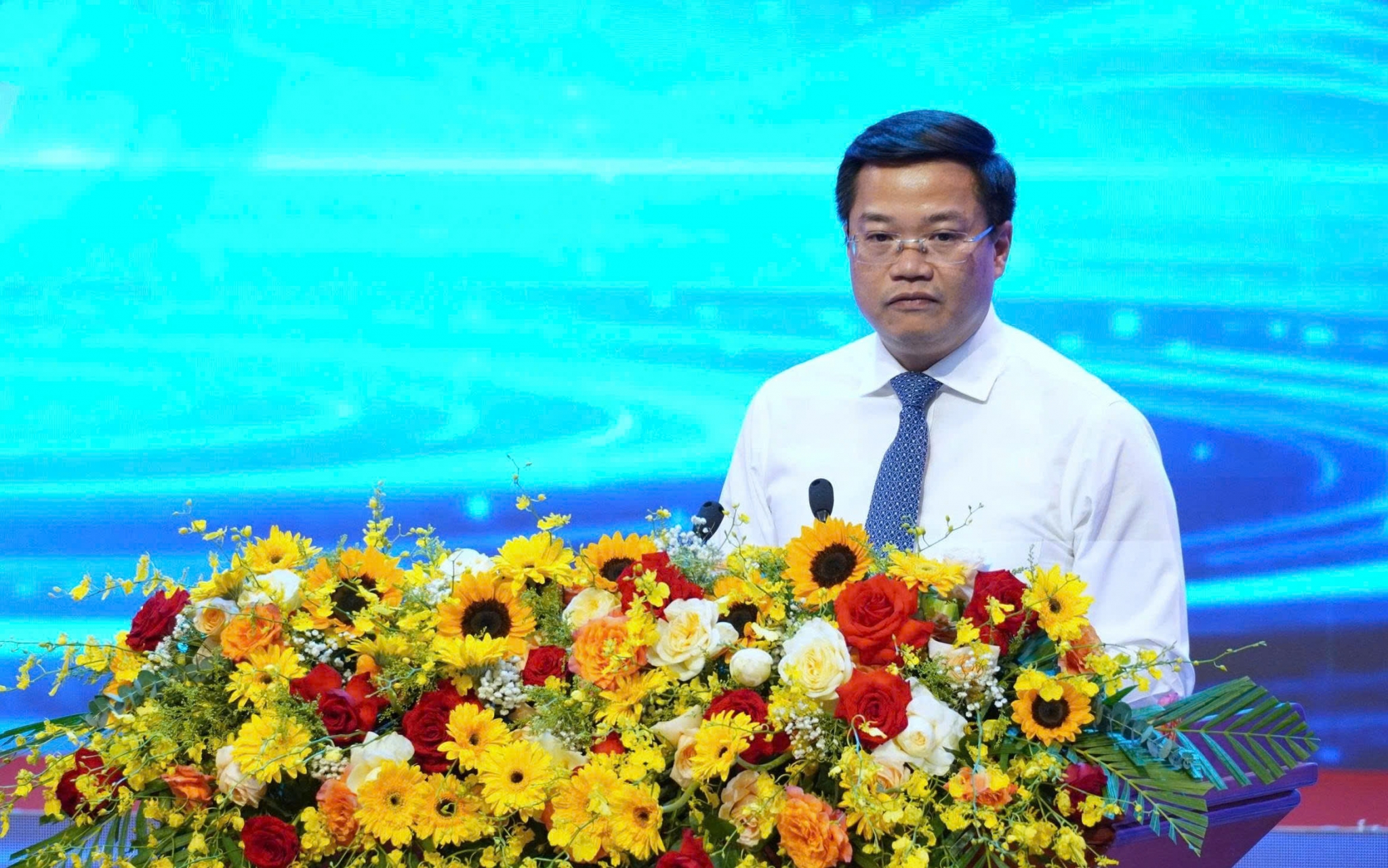 Khu kinh tế Dung Quất: Từ cực tăng trưởng công nghiệp đến trung tâm kinh tế biển năng động Khu kinh tế Dung Quất: Từ cực tăng trưởng công nghiệp đến trung tâm kinh tế biển năng động